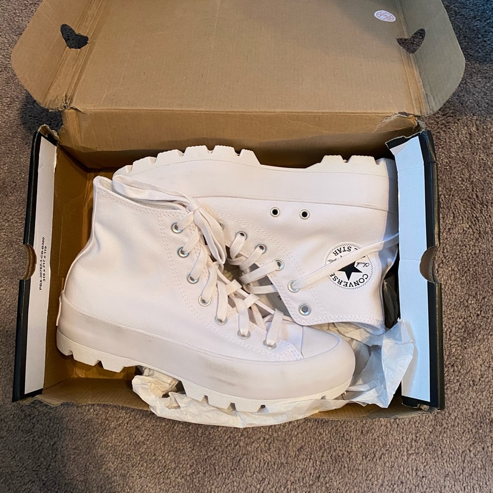Chuck Taylor All Star Chunky White Converse